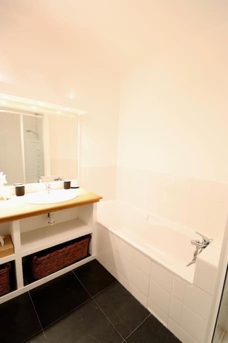 Bel Apt 6 Pers, 2 Chambres Avec Balcon Et Parking Le Touquet Exteriör bild